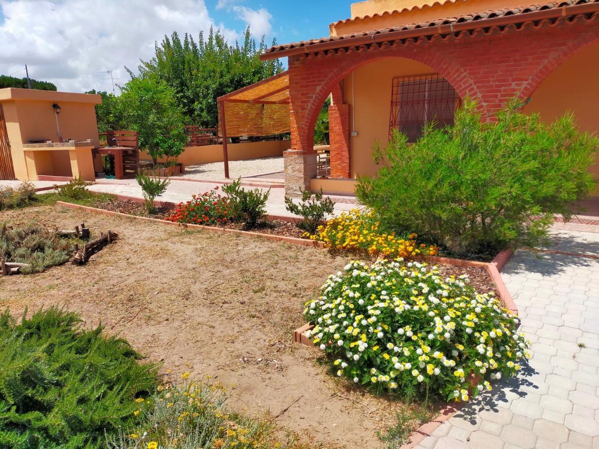 Casa Marina Lu Tuvaraggiu Casa Vacanze سورسو المظهر الخارجي الصورة